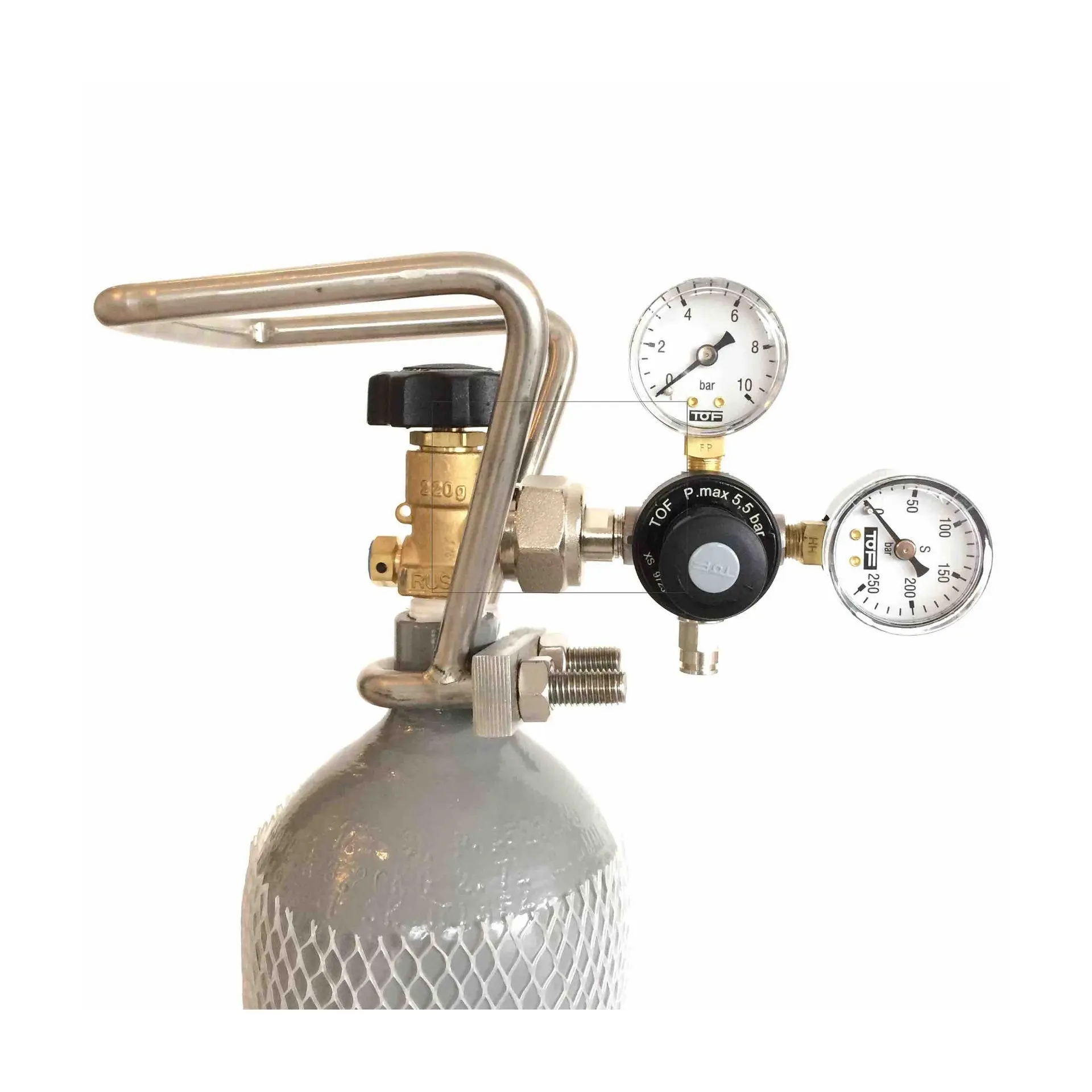 CO2 Druckminderer an Mehrwegflasche